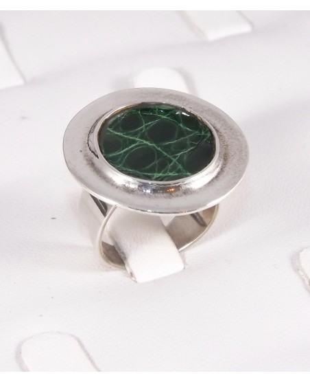 Bague plaquée argent et alligator vert émeraude